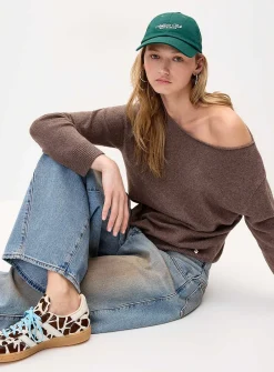 Ultra-soft boat-collar sweater