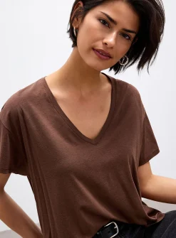 Ultra-soft cropped boxy tee