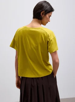 Ultra-soft cropped boxy tee