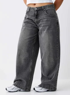 Ultra-wide-leg boyfriend jean