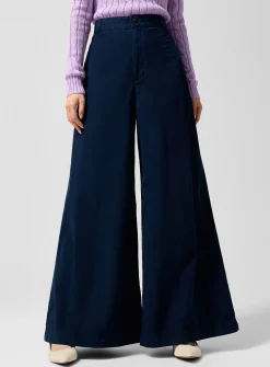 Ultra-wide-leg poplin jean