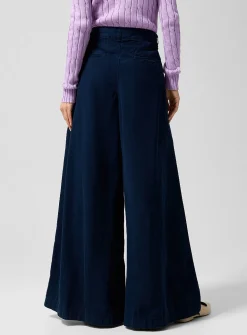 Ultra-wide-leg poplin jean