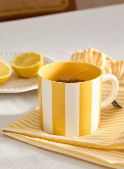 Umbrella stripes mug