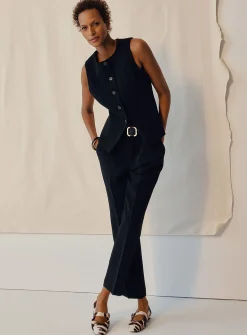 Universal textured crepe dress pant
