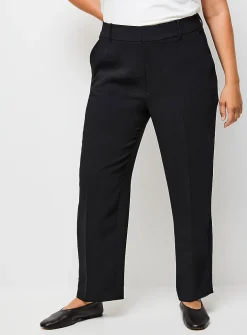 Universal textured crepe dress pant