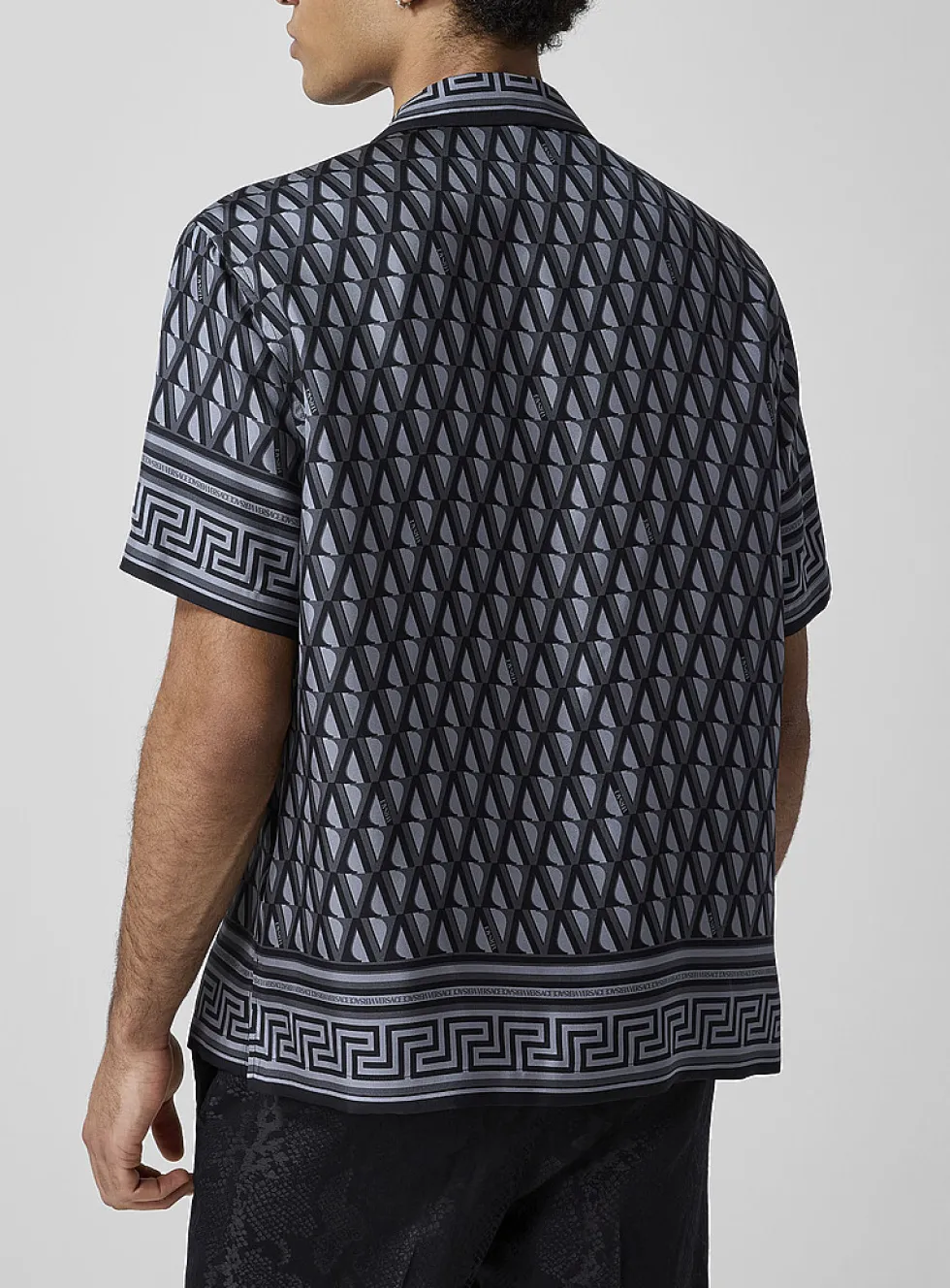 V Greca silky cabana shirt