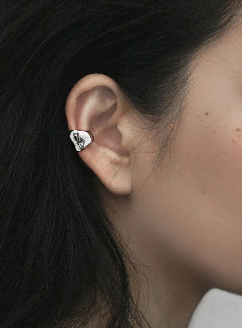 Valley ear cuff