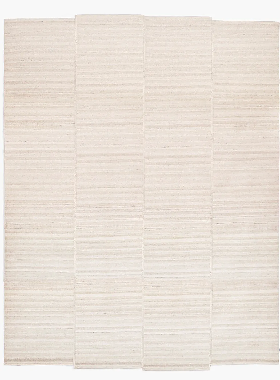 Variation artisanal rug