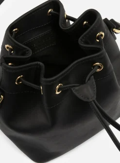 Vegetable-tanned leather bucket bag