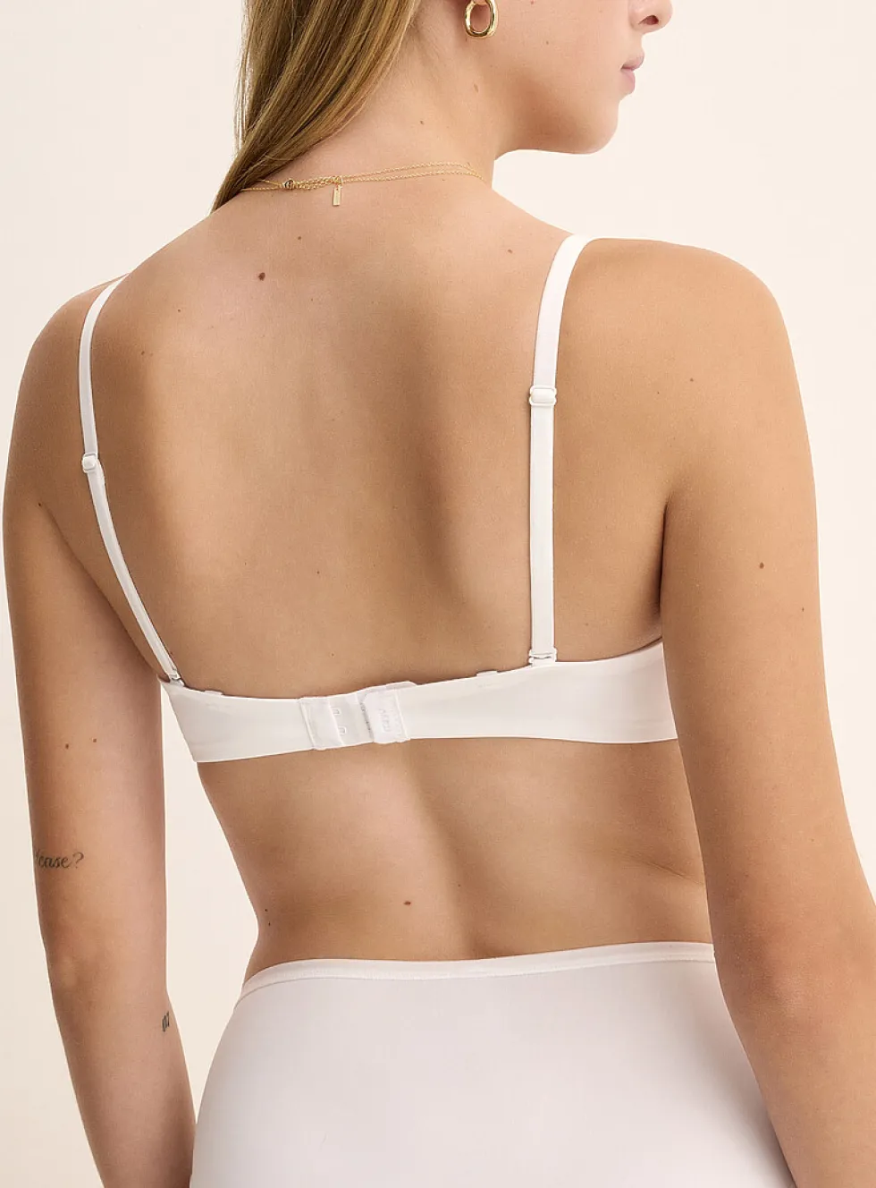 Vela wireless bra