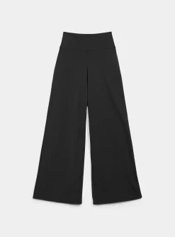 Velvety wide-leg pant
