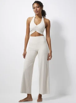 Velvety wide-leg pant