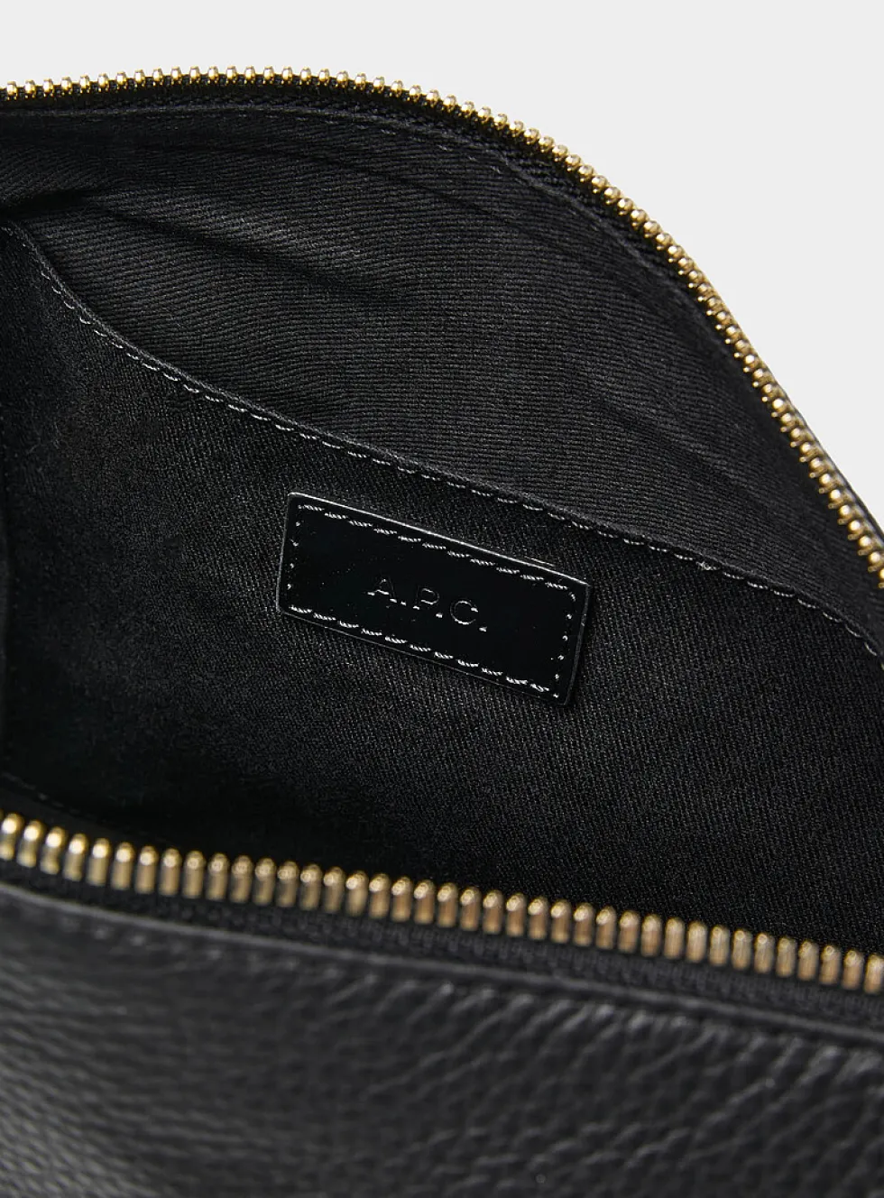 Vera black grained leather shoulder bag