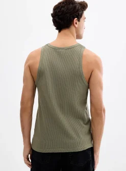 Vertical pointelle stripe tank