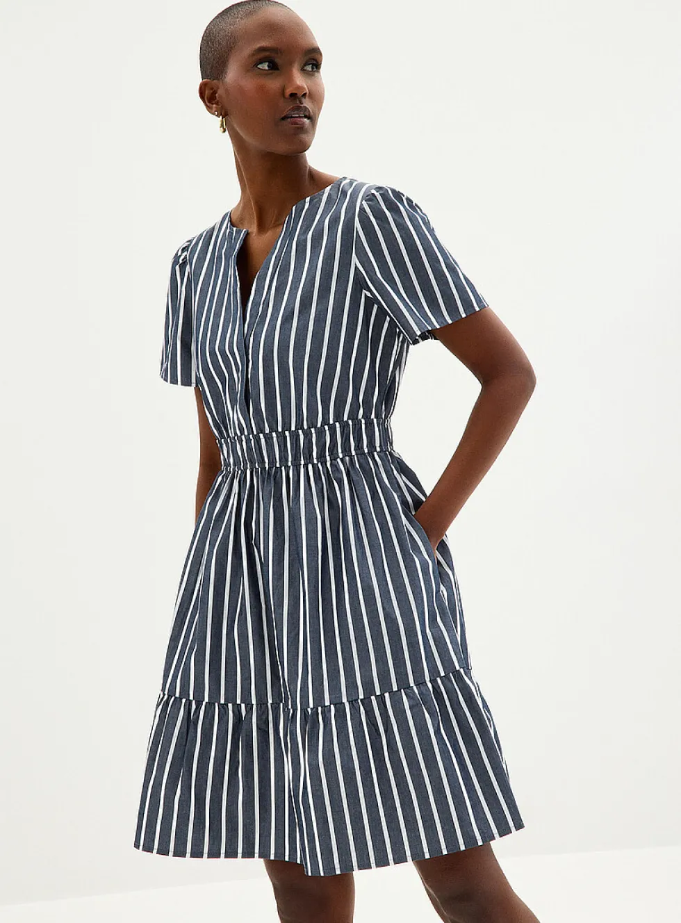 Vertical stripes tiered poplin dress