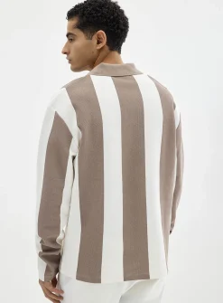 Vertical-stripe Johnny-collar polo