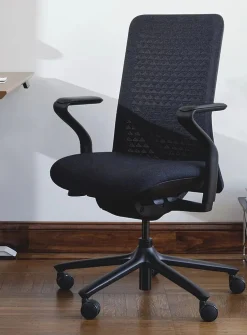 Verve Galaxy task chair