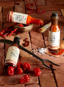Very hot spicy sauce set
