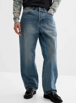 Vintage blue classic jean