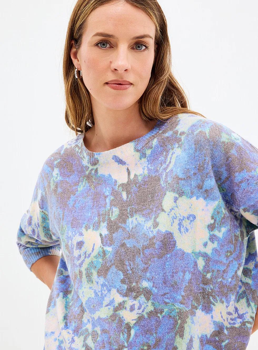 Vintage flowers plush sweater
