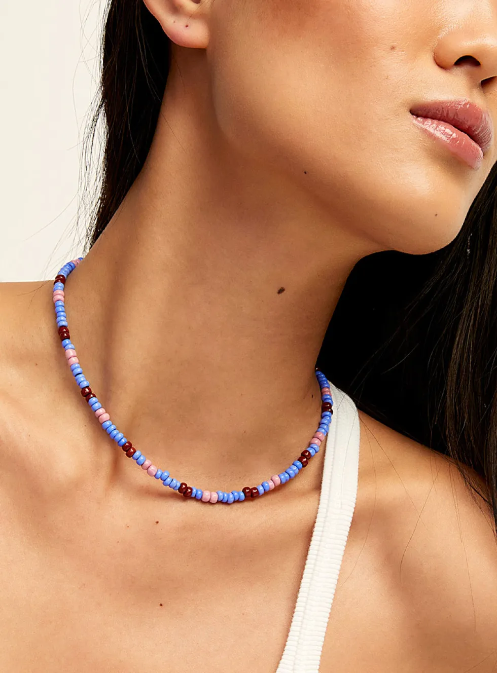 Vintage small bead choker