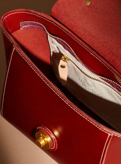 Vive satchel