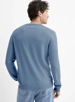V-neck sweater
