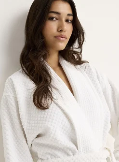 Waffled checkers long bathrobe