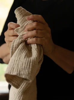 Waffled cotton and linen hand towel set