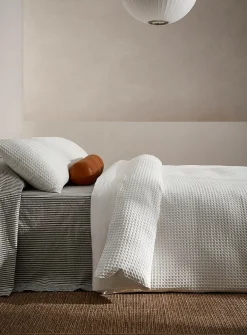 Waffled organic cotton duvet cover set