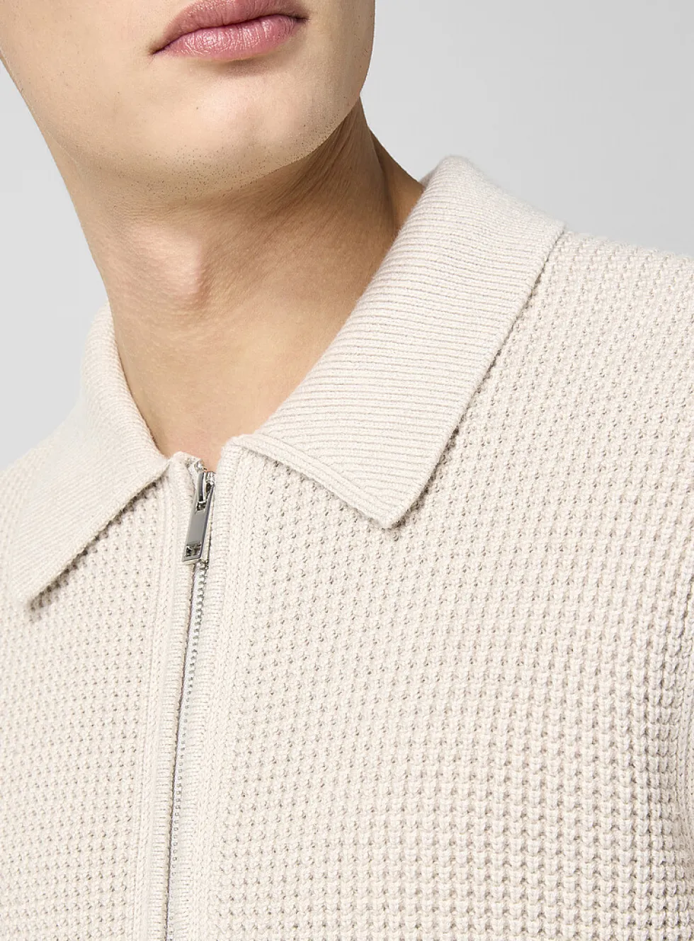 Waffle-knit polo-collar zip-up cardigan