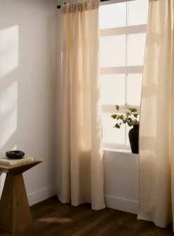 Waffle-texture cream curtain
