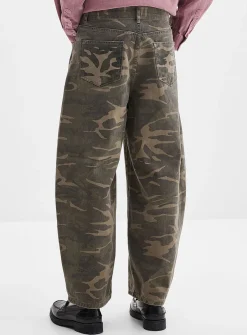 Washed camo XL jean