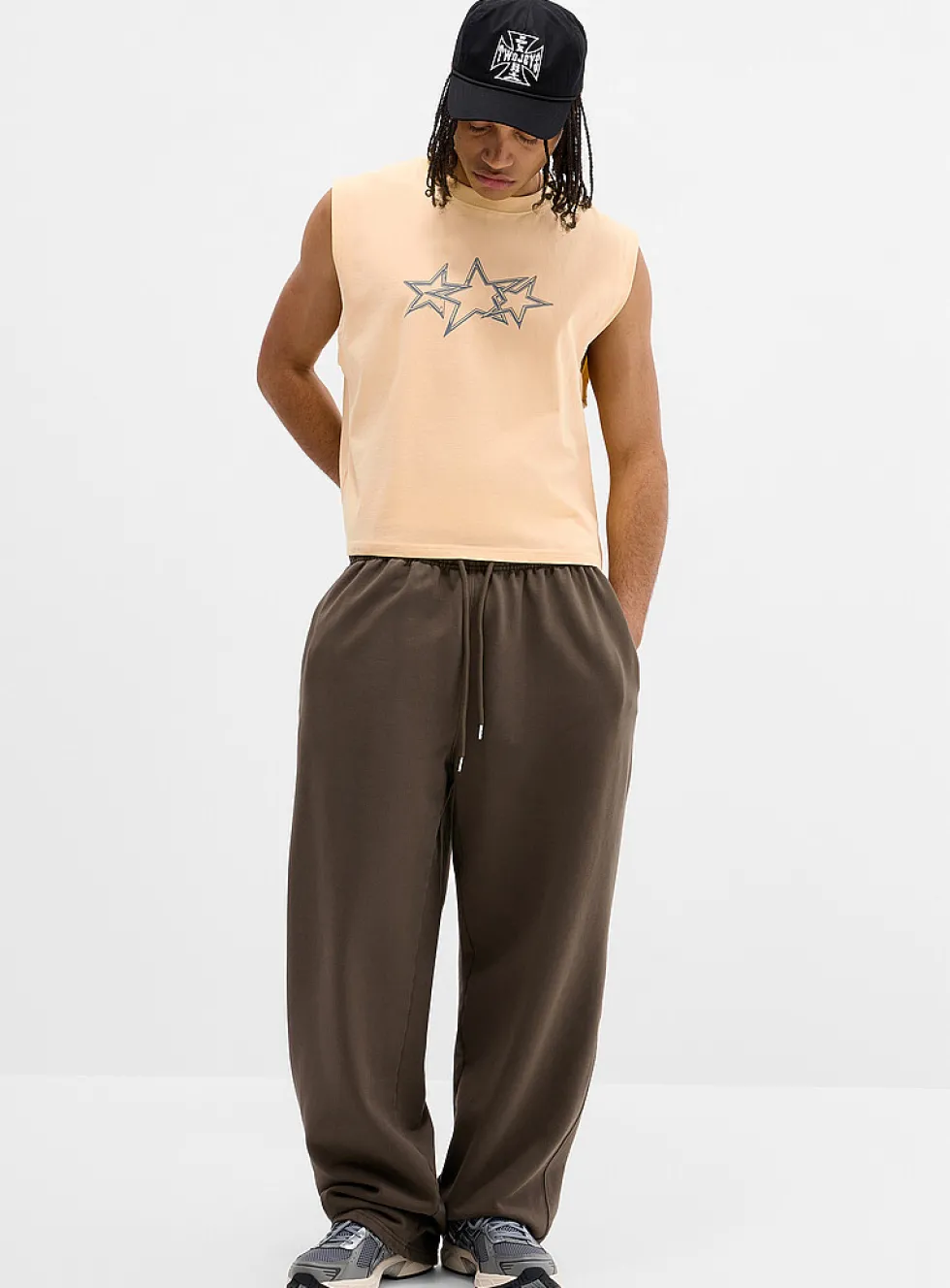 Washed wide-leg sweatpant