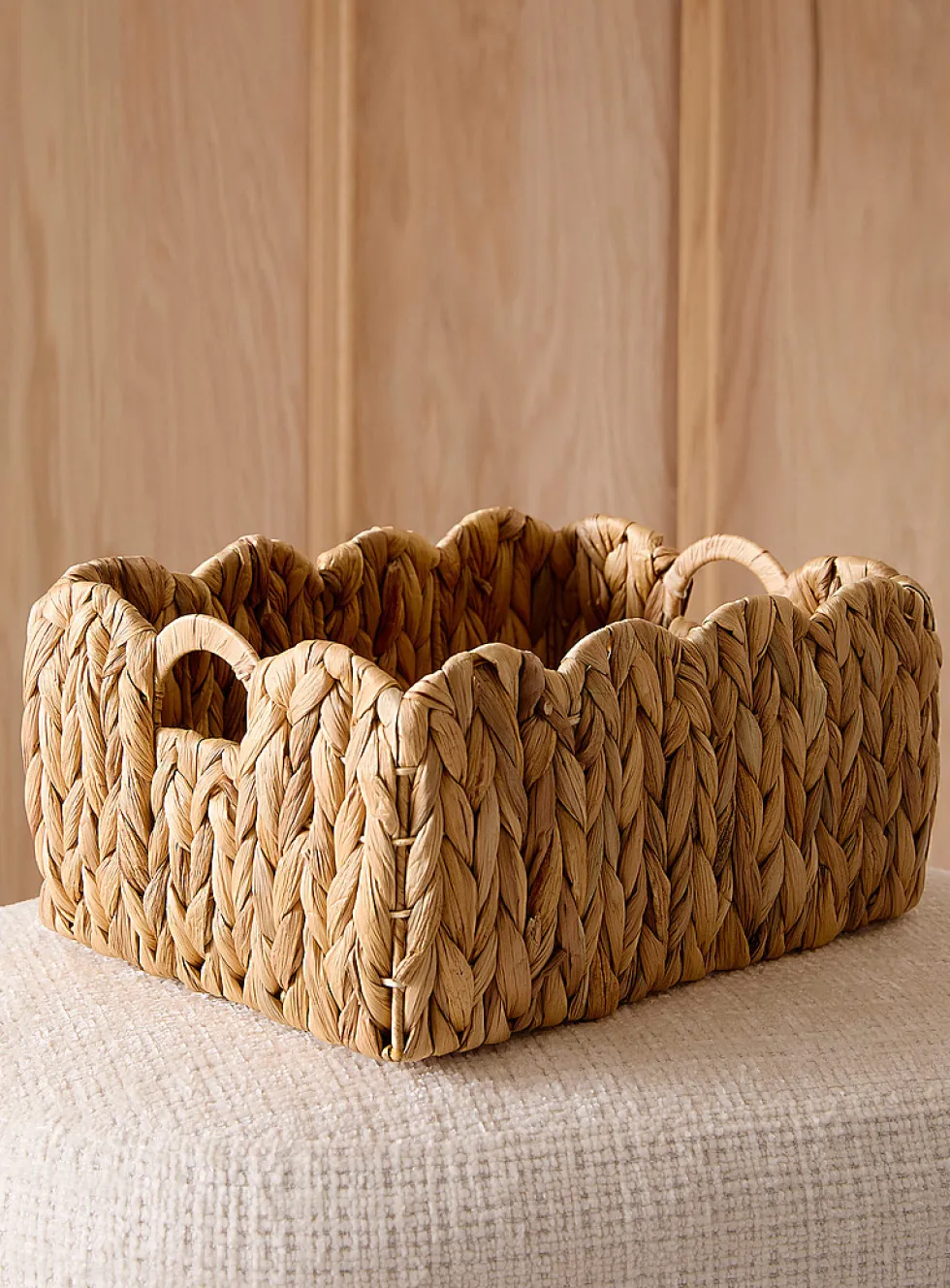 Water hyacinth scalloped basket