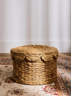 Water hyacinth scalloped-lid round basket