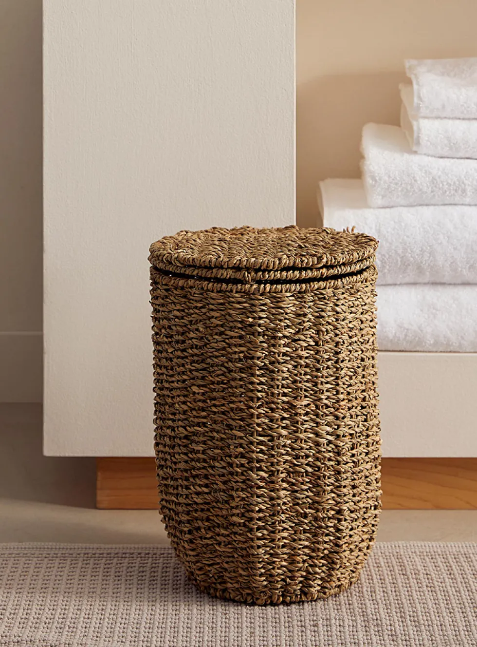 Water hyacinth wastebasket