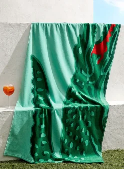 Watercroc beach towel