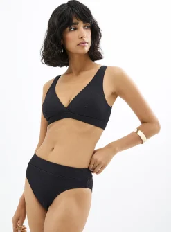 Wavy texture crossover bralette bikini top