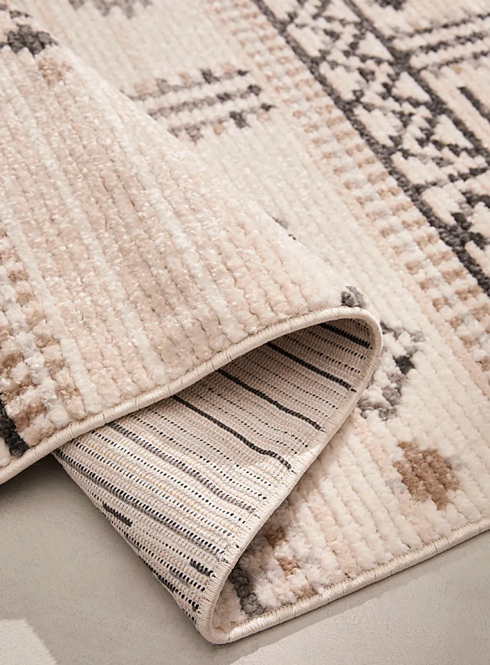 Western pattern textured rug