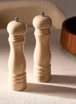 White wood salt and pepper mills
