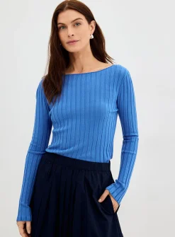 Wide ribbing fitted boat-neck sweater