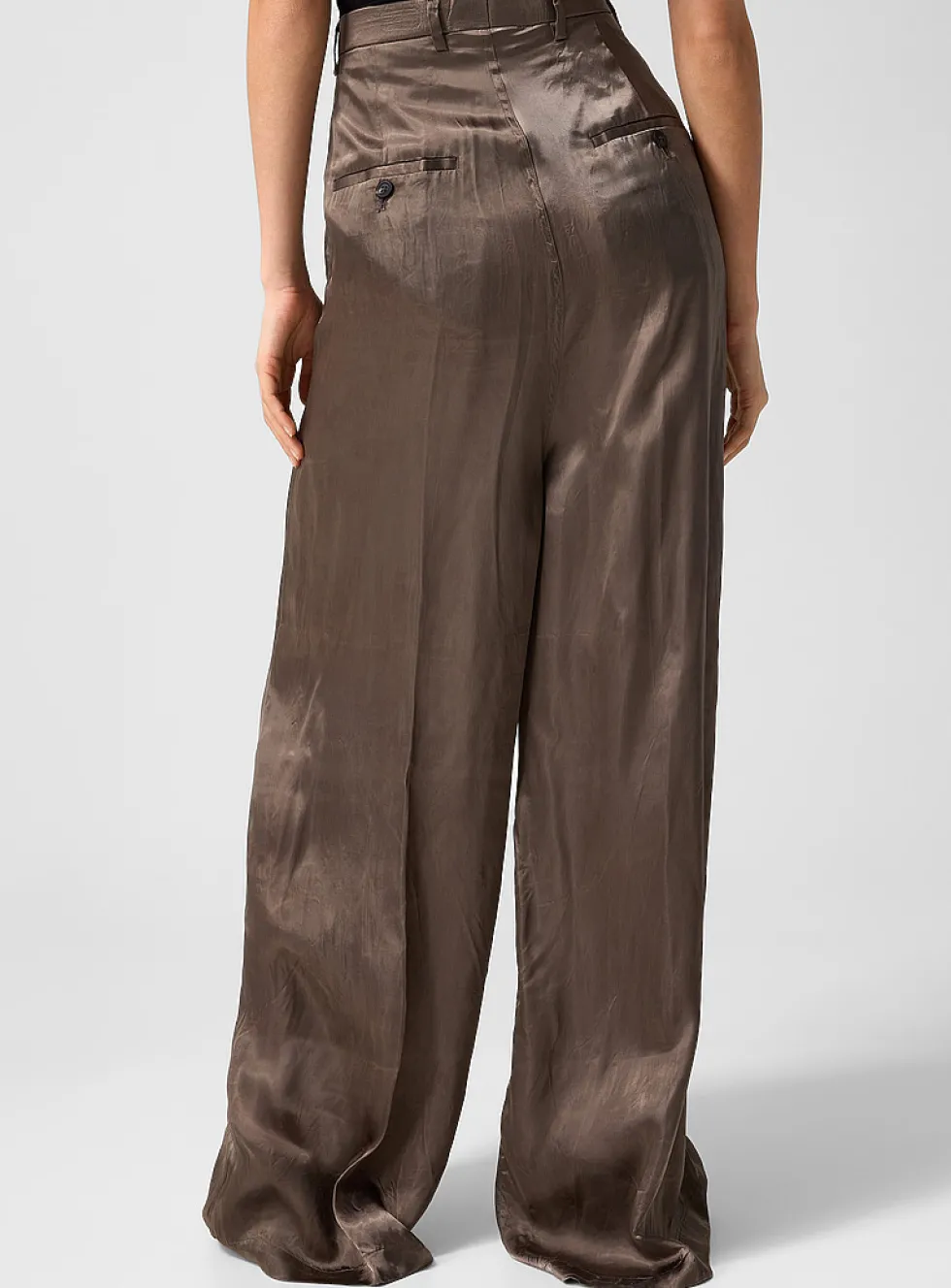 Wide-leg satiny pant