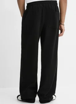 Wide-leg sweatpant