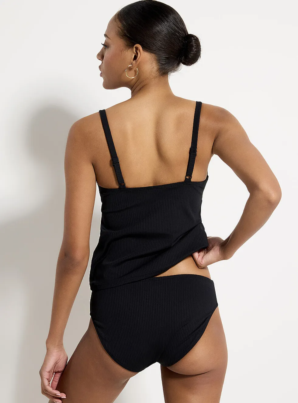 Wide-rib laced-neck tankini