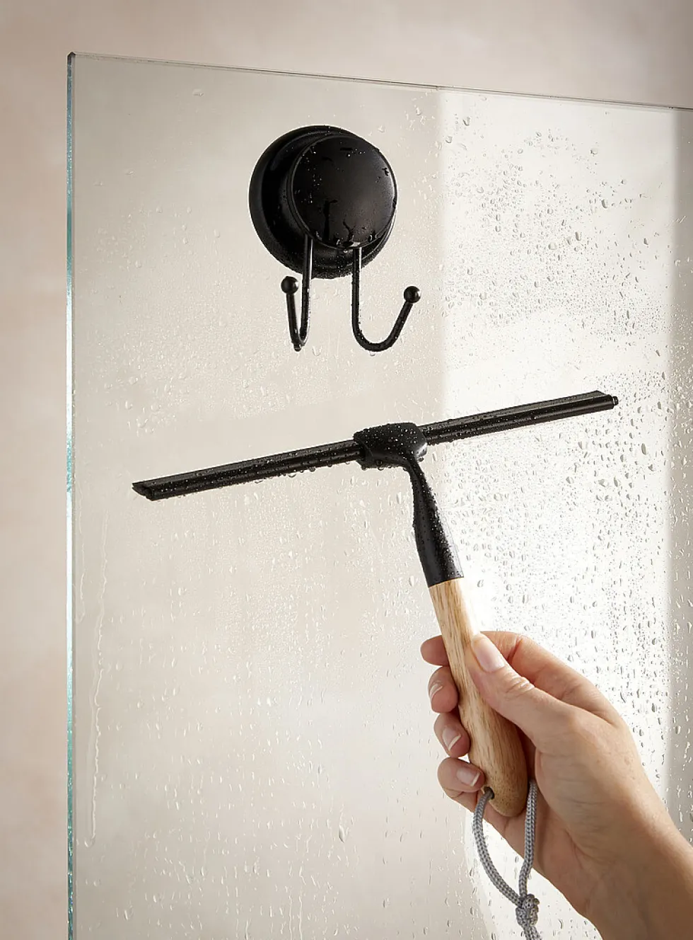 Wood and metal squeegee