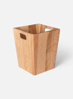 Wood wastebasket