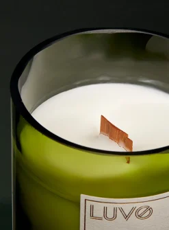 Wooden wick scented candle