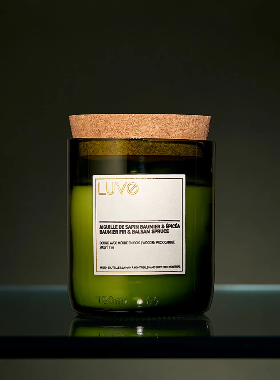 Wooden wick scented candle