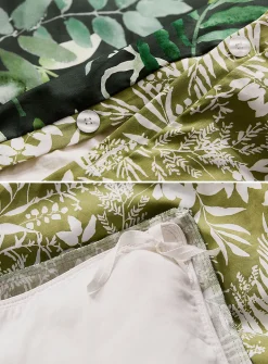 Woodland lush foliage duvet cover set